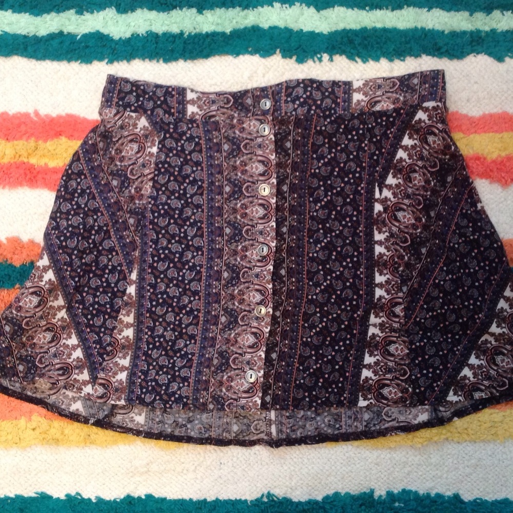 Full tilt button down skirt.