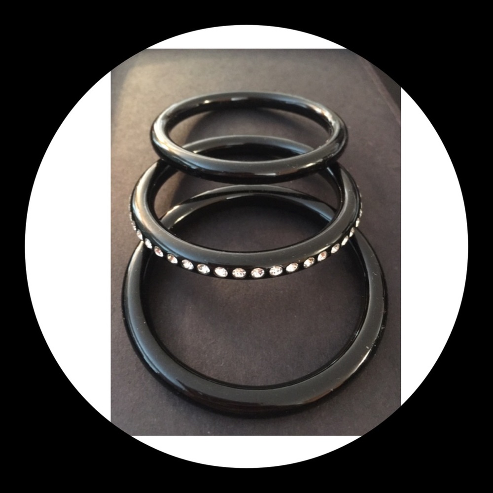 Beautiful Black Bracelet Set