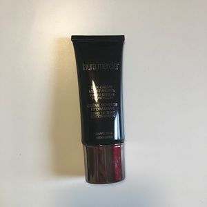 Laura Mercier foundation