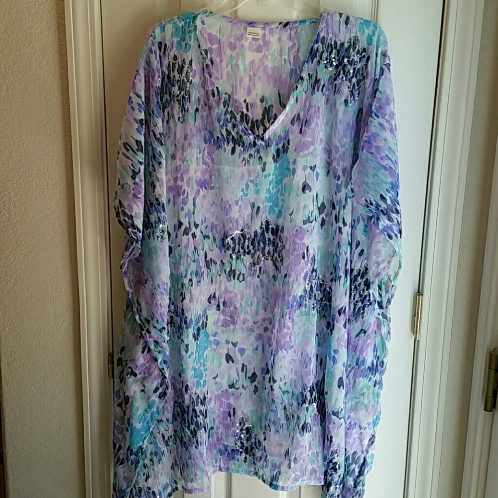 NWOT JACKPOT EMBELLISHED LONG BLOUSE 🌷
