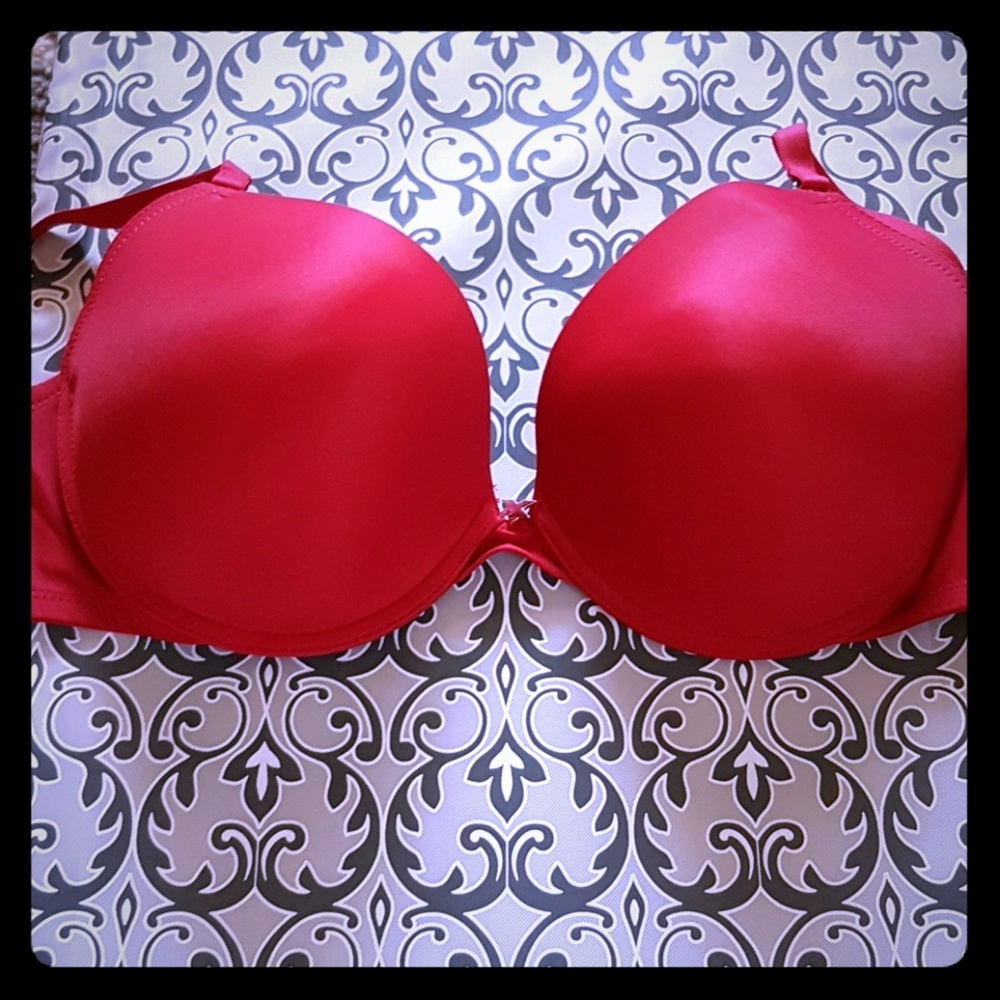 Frederick's of Hollywood Extreme push-up