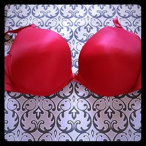 Frederick's of Hollywood Extreme push-up