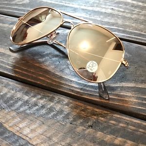 Mirrored Aviator Sunglasses