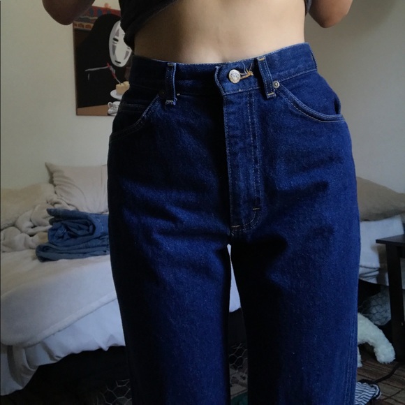 high waisted mom jeans - Picture 3 of 4