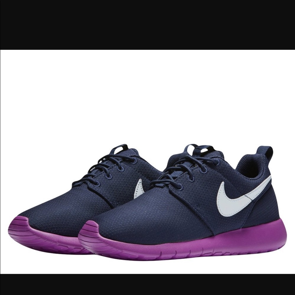 NEW Unisex Nike SIZE 5.5 Boys 7 Girls or Women