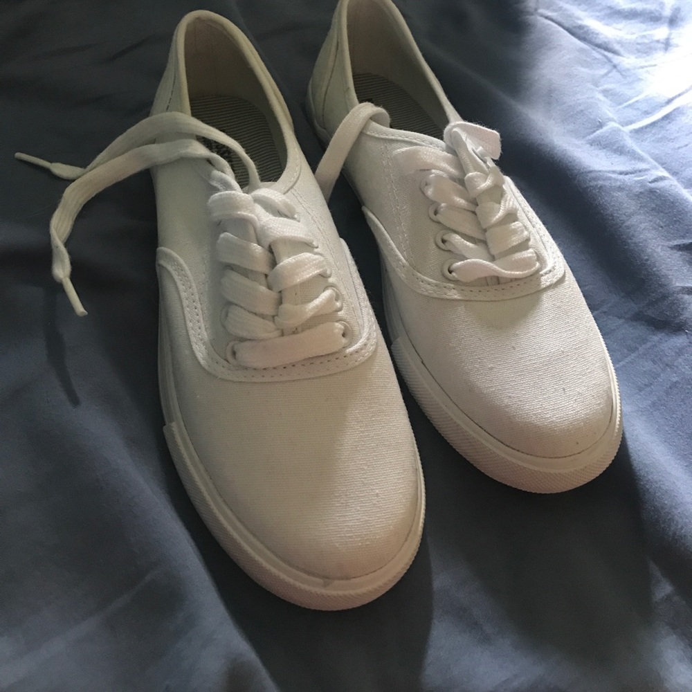 Missimo white shoes! Never worn!