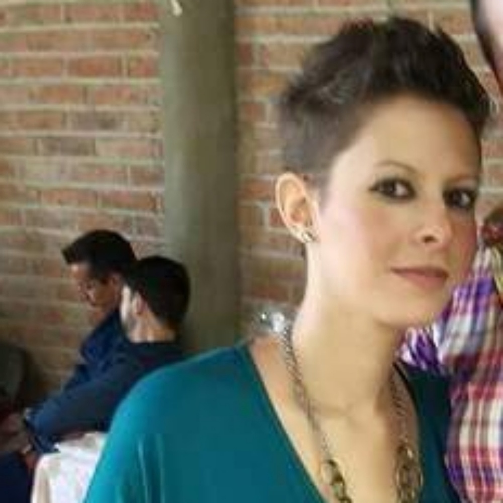 Meet your Posher, Alejandra