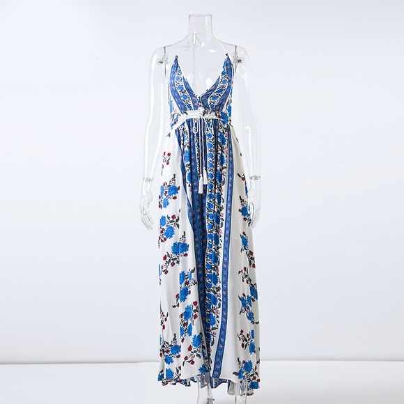 🌸Host Pick🌸 Last 2! Boho Floral Print Maxi v-neck dress - Picture 3 of 8