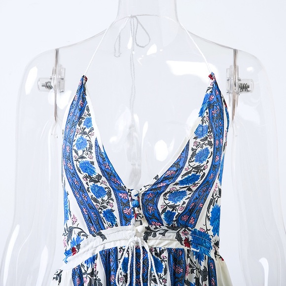 🌸Host Pick🌸 Last 2! Boho Floral Print Maxi v-neck dress - Picture 5 of 8