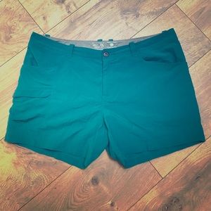 Mountain Hard Wear shorts size 12, teal green
