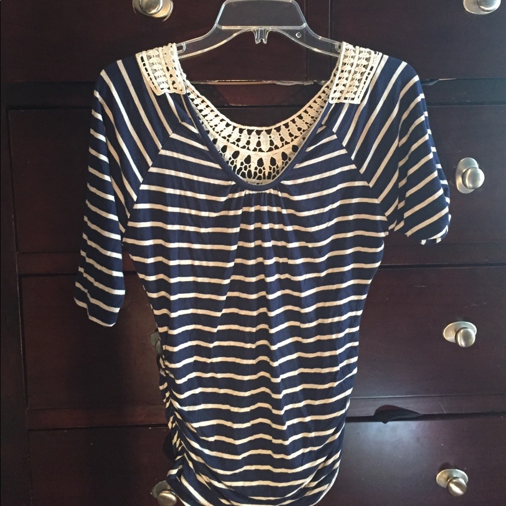 Navy and Cream Striped 3/4 Sleeve Shirt