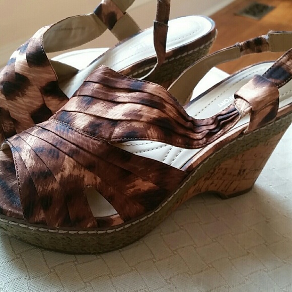 Animal print platforms - Picture 2 of 5