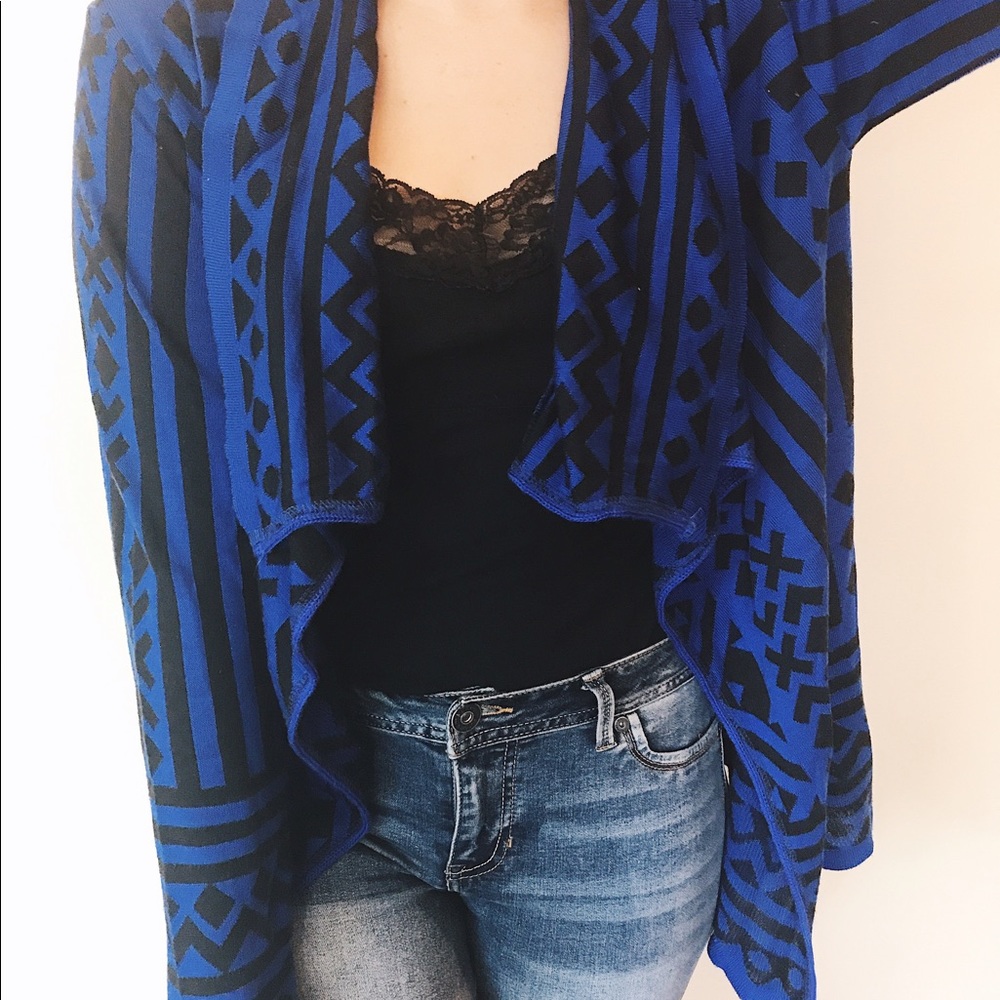 DARK BLUE CARDIGAN