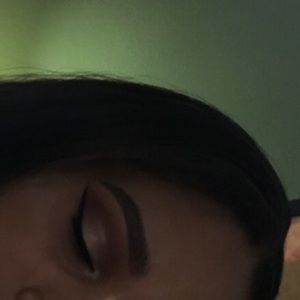 Meet your Posher, Devyn