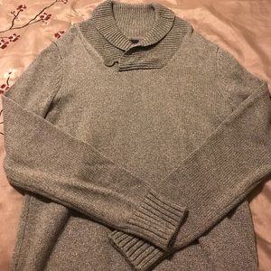 Cardigan sweater