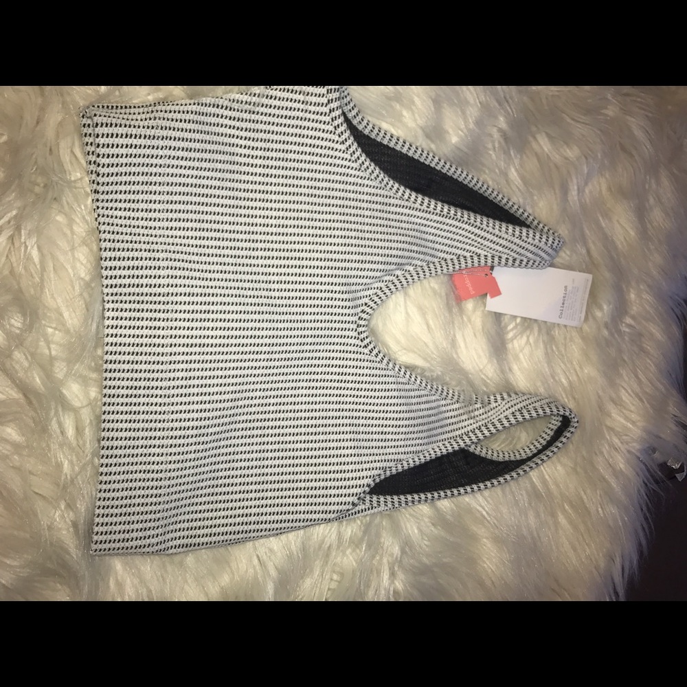 Crop top - Picture 4 of 4