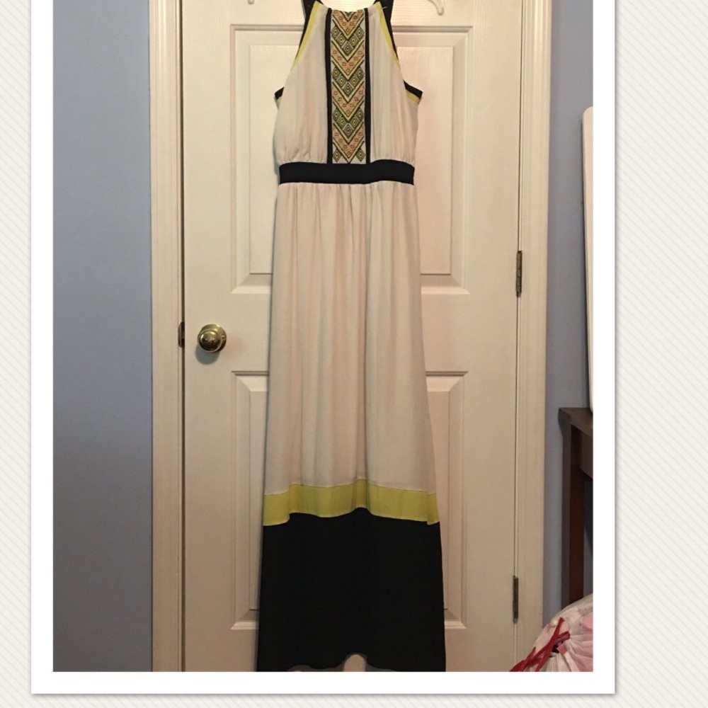 White maxi dress