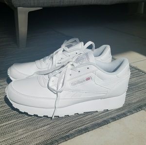 Classic Reeboks BRAND NEW