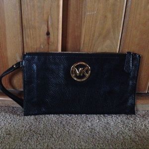 Michael Kors Wristlet/clutch