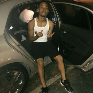 Meet your Posher, Codie