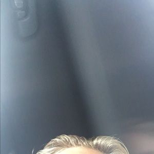 Meet your Posher, Maxwell