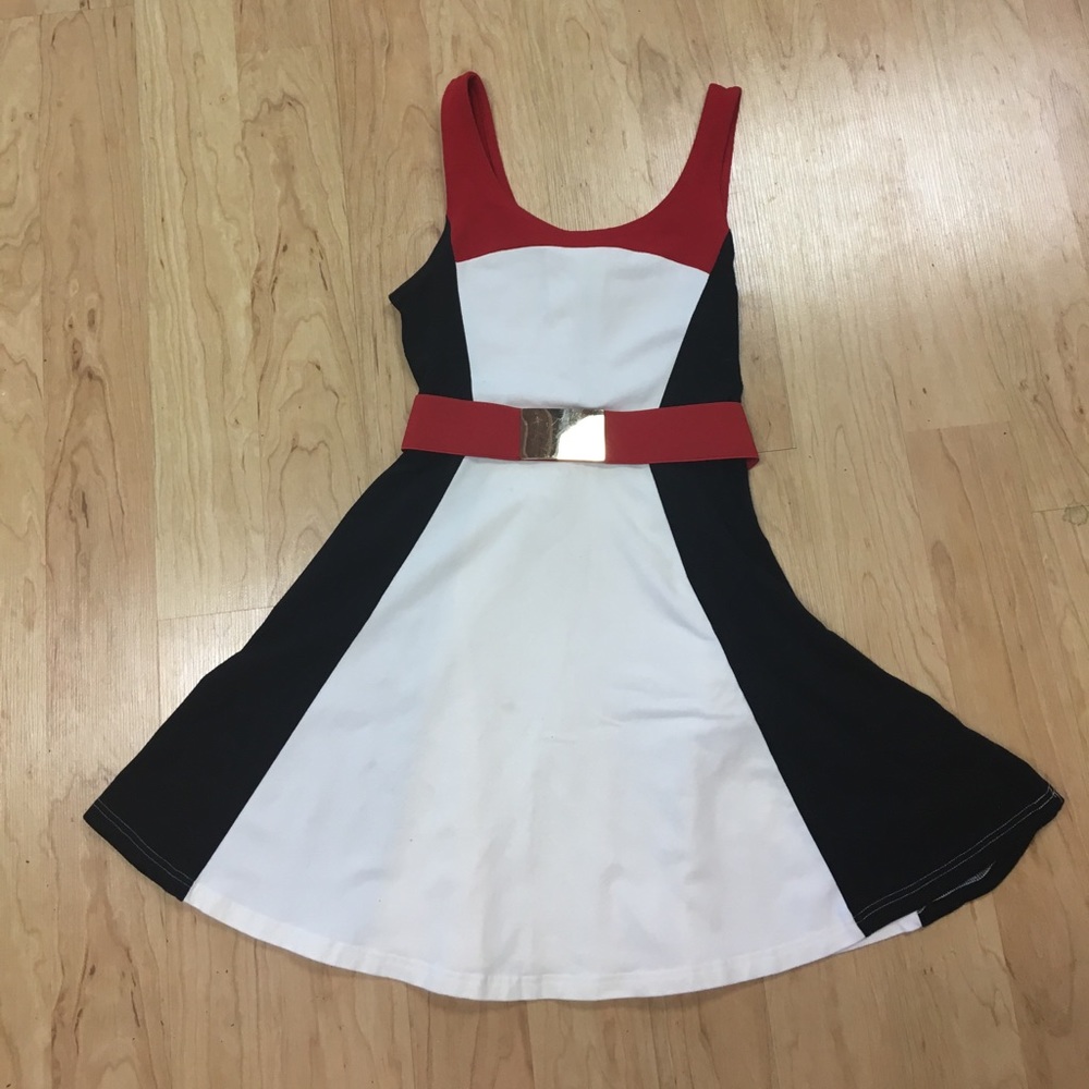 Size S express dress/belt combo