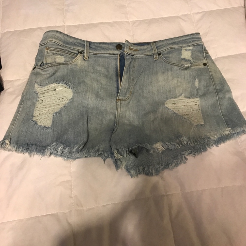 High-waisted shorts
