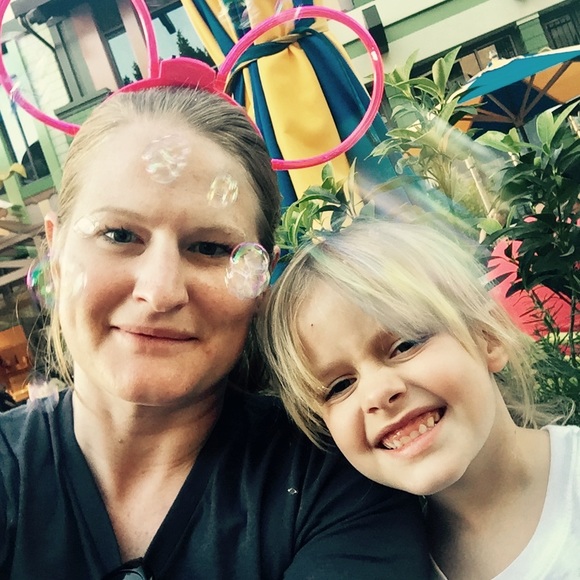 Meet your Posher, Marie - Picture 3 of 5