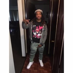 Meet your Posher, Chris