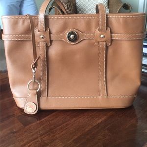 💥FINAL PRICE DROP💥DOONEY & BOURKE - Barely used!