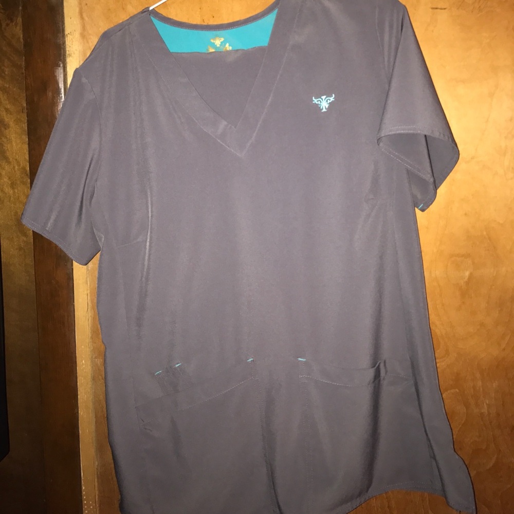 Med Couture Scrubs Size Large
