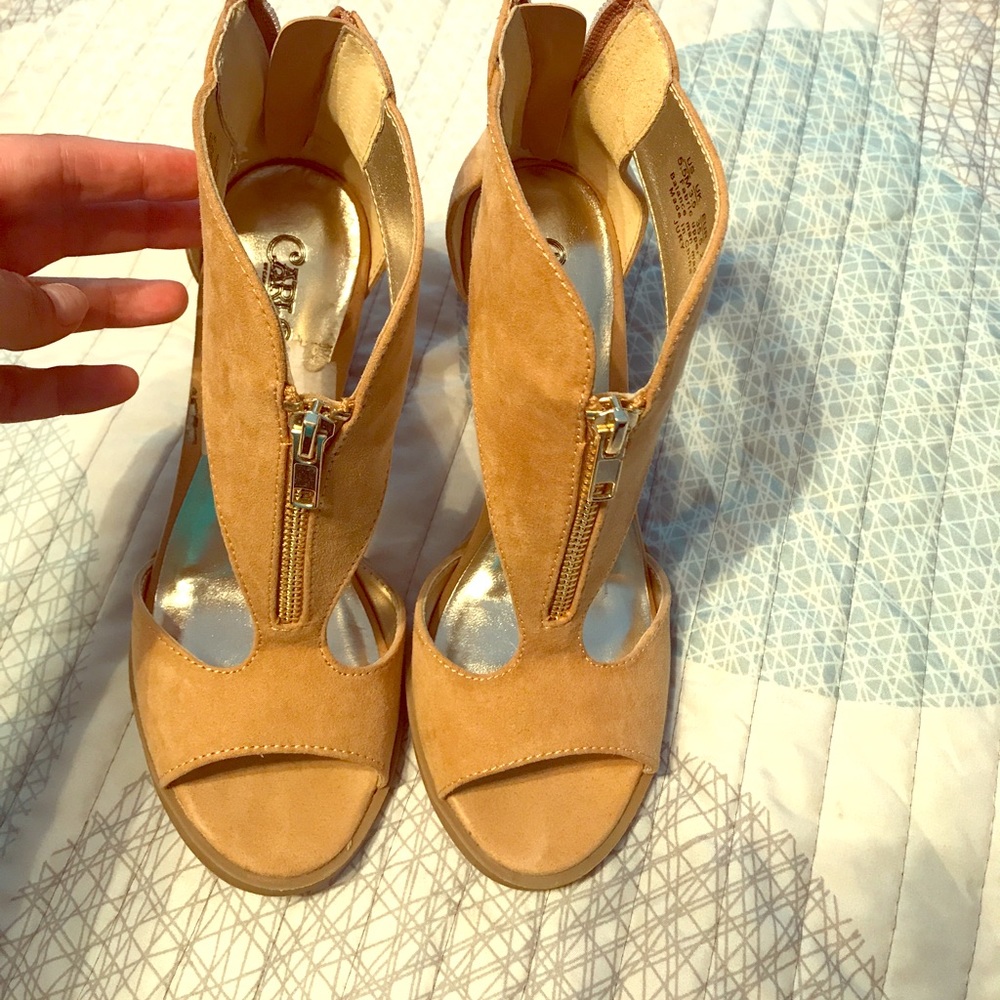 Carlos Santana sandals!