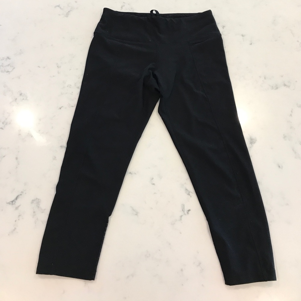 MPG, black capri, size small