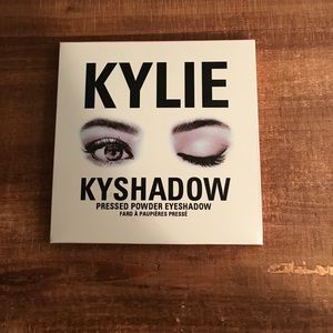 Kyshadow palette