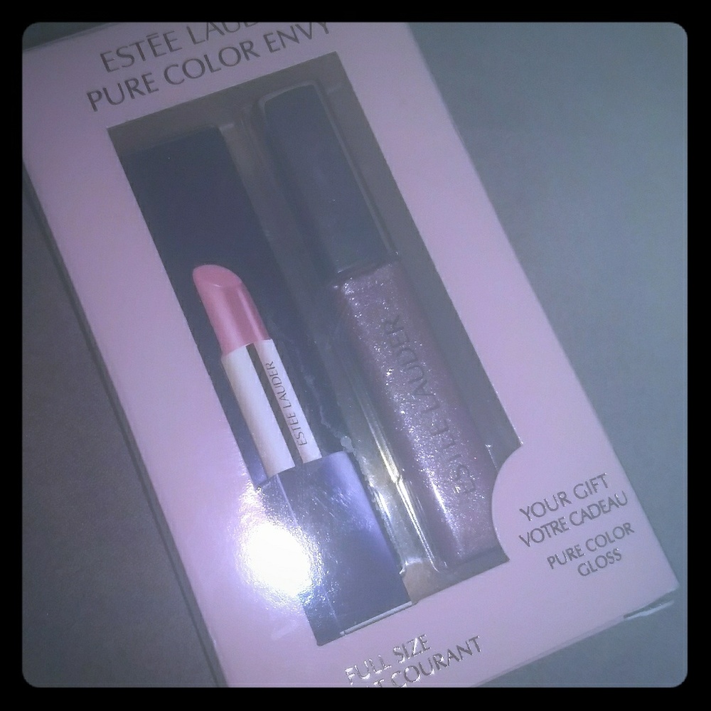 Estee Lauder Color Envy full-size lipstick w gloss