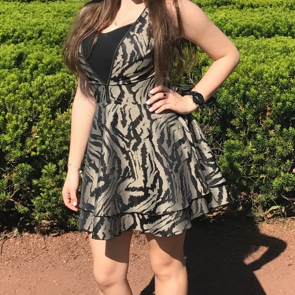 Bebe Dress - Picture 2 of 2