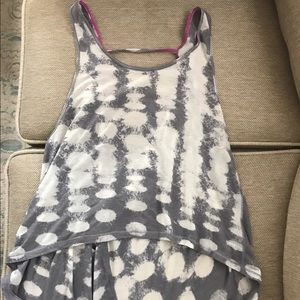 Lululemon loose crop top