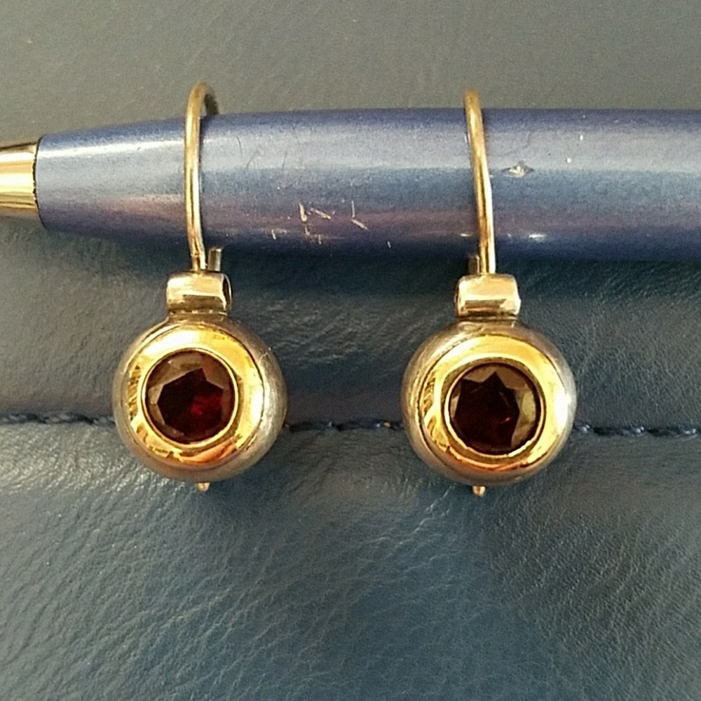 Sterling silver & garnet earrings