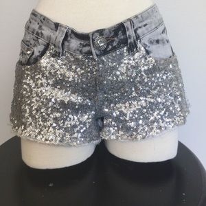 Daytrip Sequenced Shorts