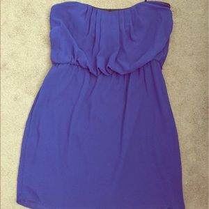 Blue strapless dress