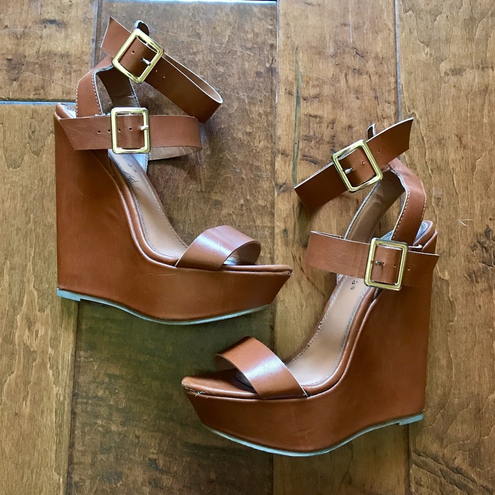 Brown Leather Breckelles Wedges