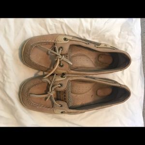 ANGLEFISH STYLE SPERRYS