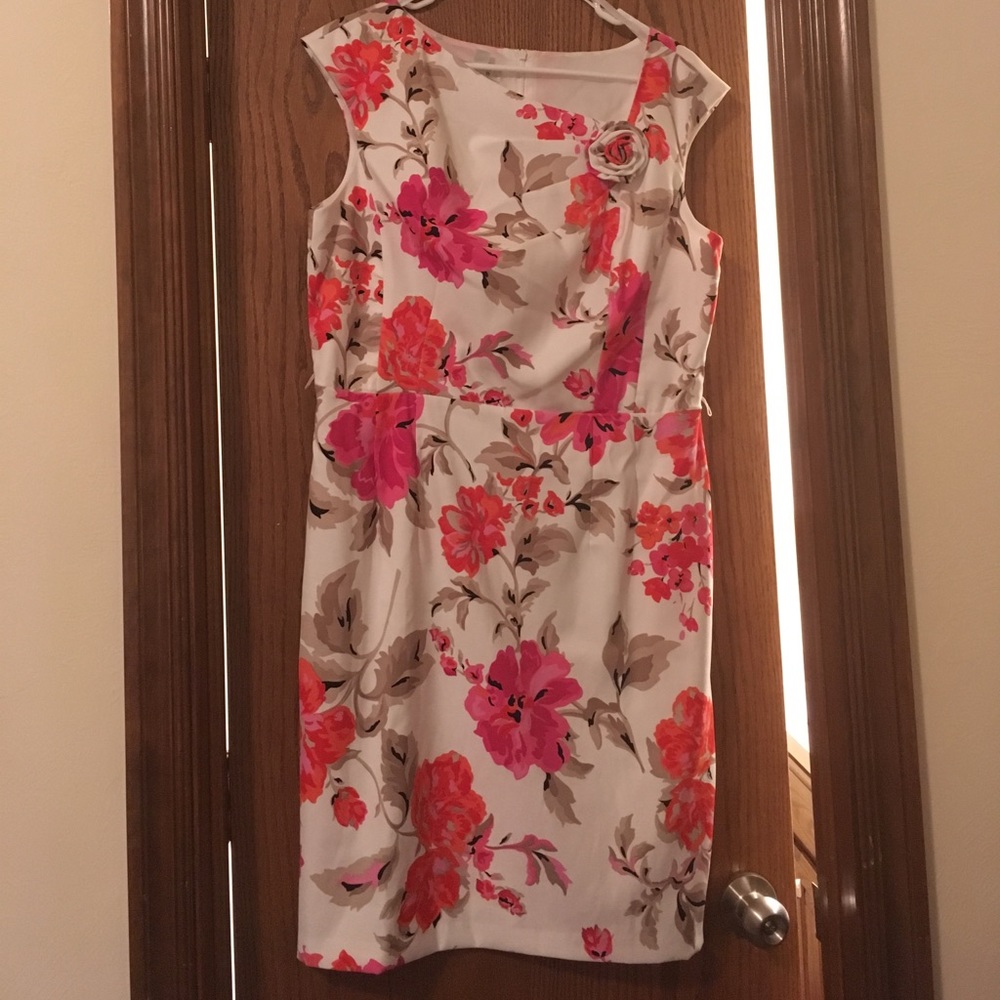 Floral print sheath dress
