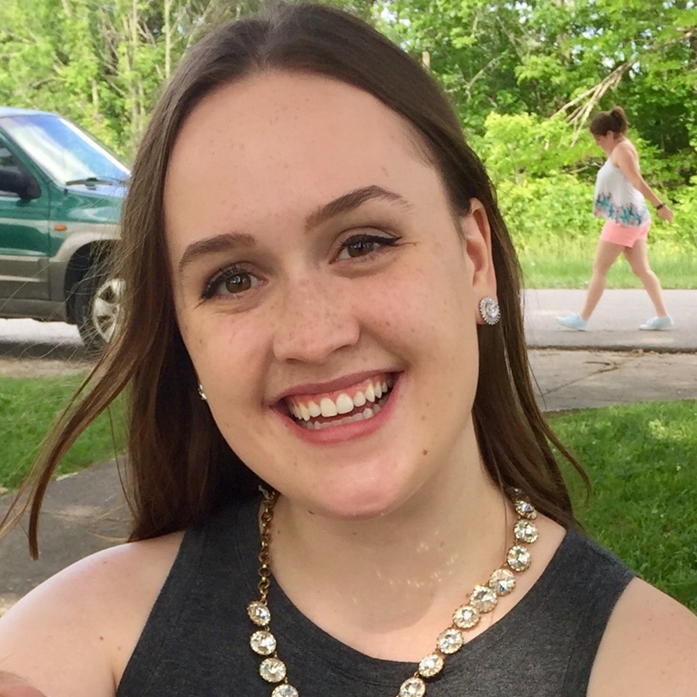 Meet your Posher, Olivia