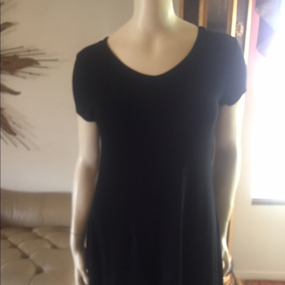 CHICOS LIL BLACK DRESS