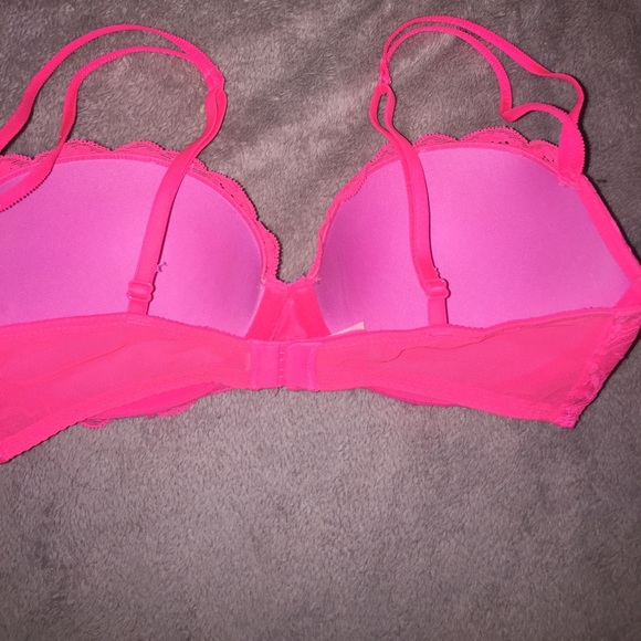 PINK bra bundle - Picture 5 of 5