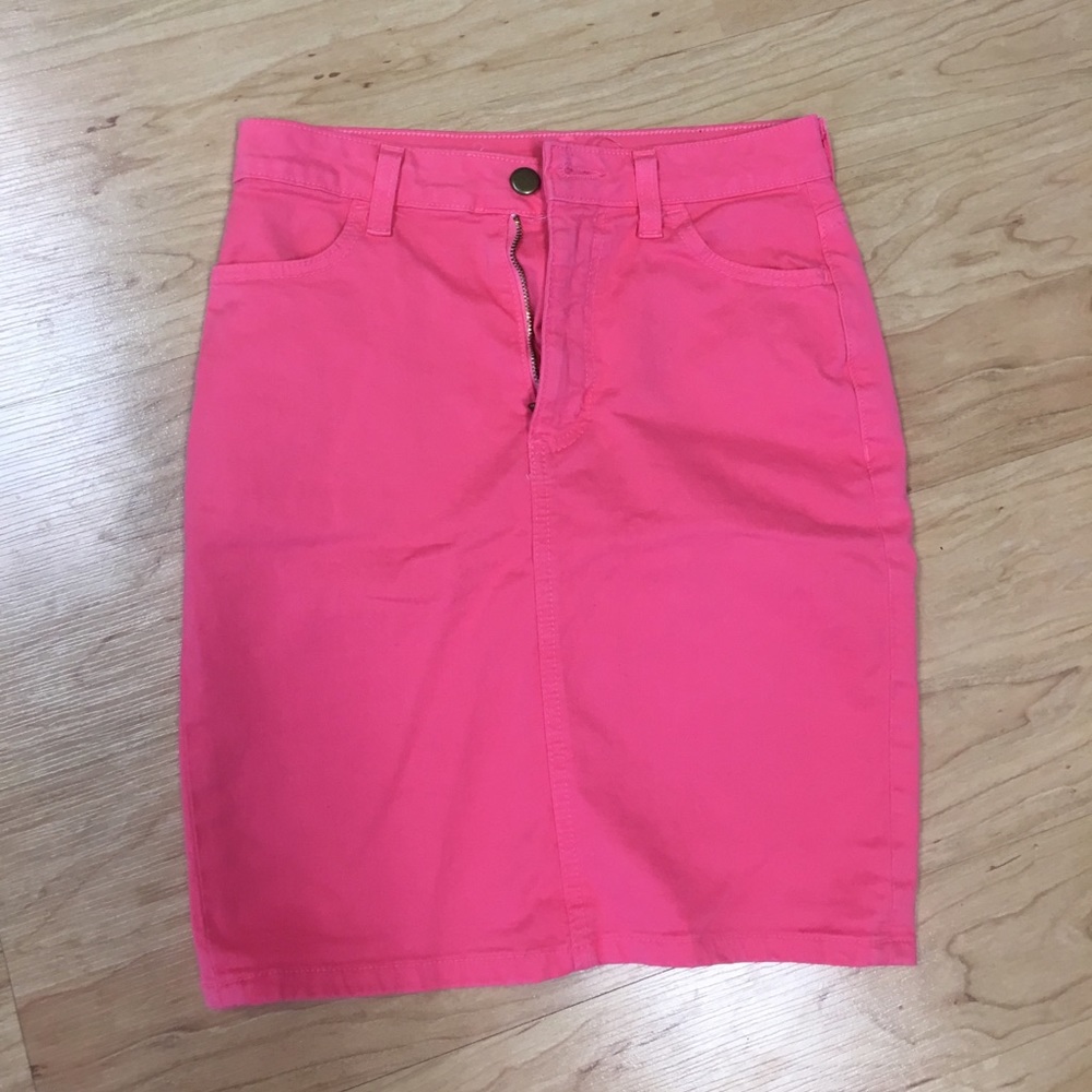 Size M American apparel pencil skirt