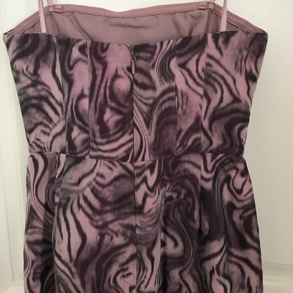 BCBGMAXAZRIA Strapless Printed Cocktail Dress - Picture 5 of 5