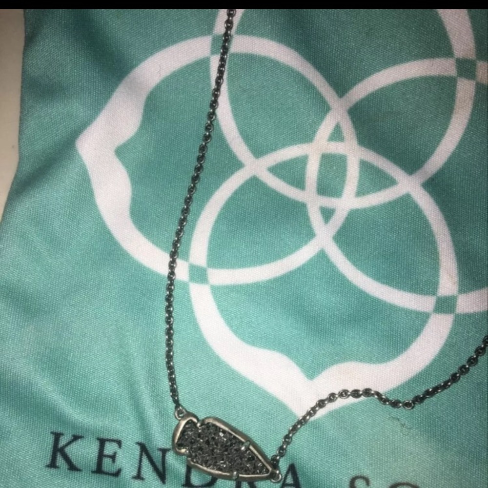 Kendra Scott Kasey Necklace