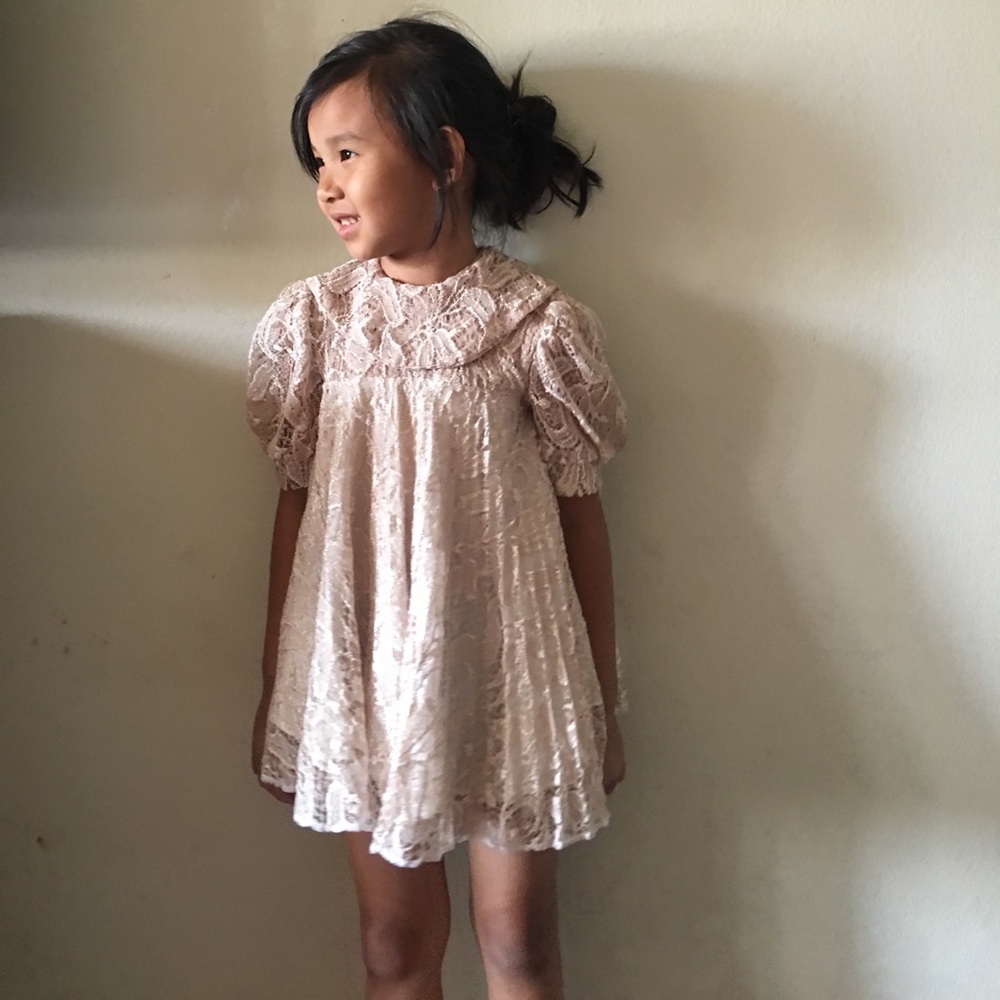 TAN LACE TOPPETER PAN COLLAR 4/5